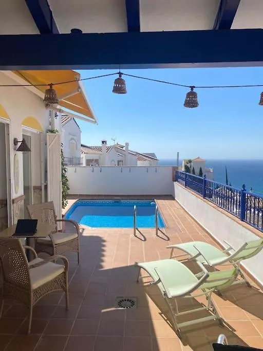Appartement In Nerja With Pool And Sea View